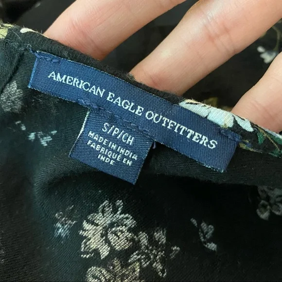 American Eagle Black Floral Cut Out V-Neck Short Sleeve Mini Sundress Dress - Picture 7 of 9